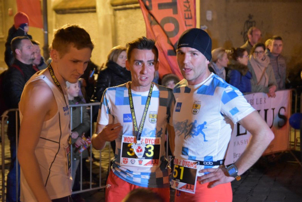 Kamil Karbowiak z Brzegu wygrał 2. Nocną Dychę!