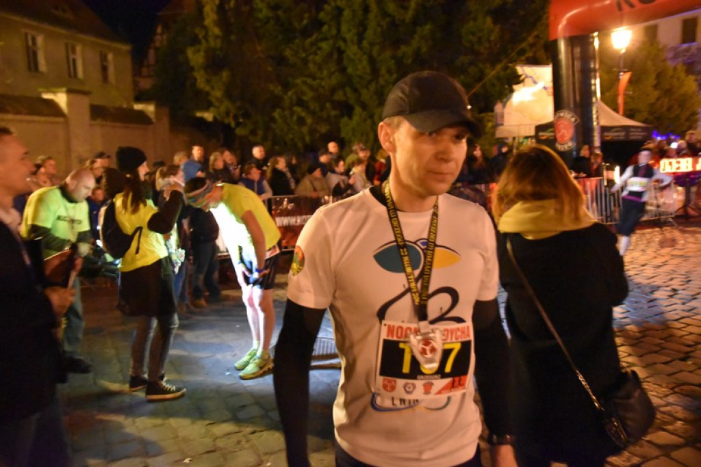 Kamil Karbowiak z Brzegu wygrał 2. Nocną Dychę!