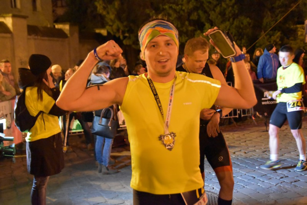 Kamil Karbowiak z Brzegu wygrał 2. Nocną Dychę!