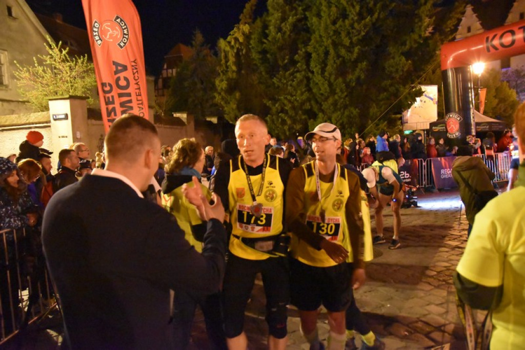 Kamil Karbowiak z Brzegu wygrał 2. Nocną Dychę!