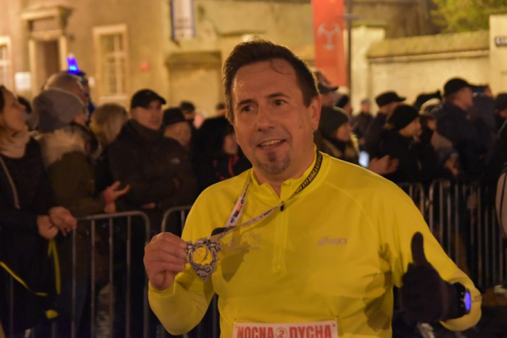 Kamil Karbowiak z Brzegu wygrał 2. Nocną Dychę!