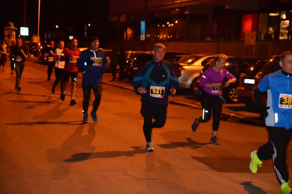 Kamil Karbowiak z Brzegu wygrał 2. Nocną Dychę!