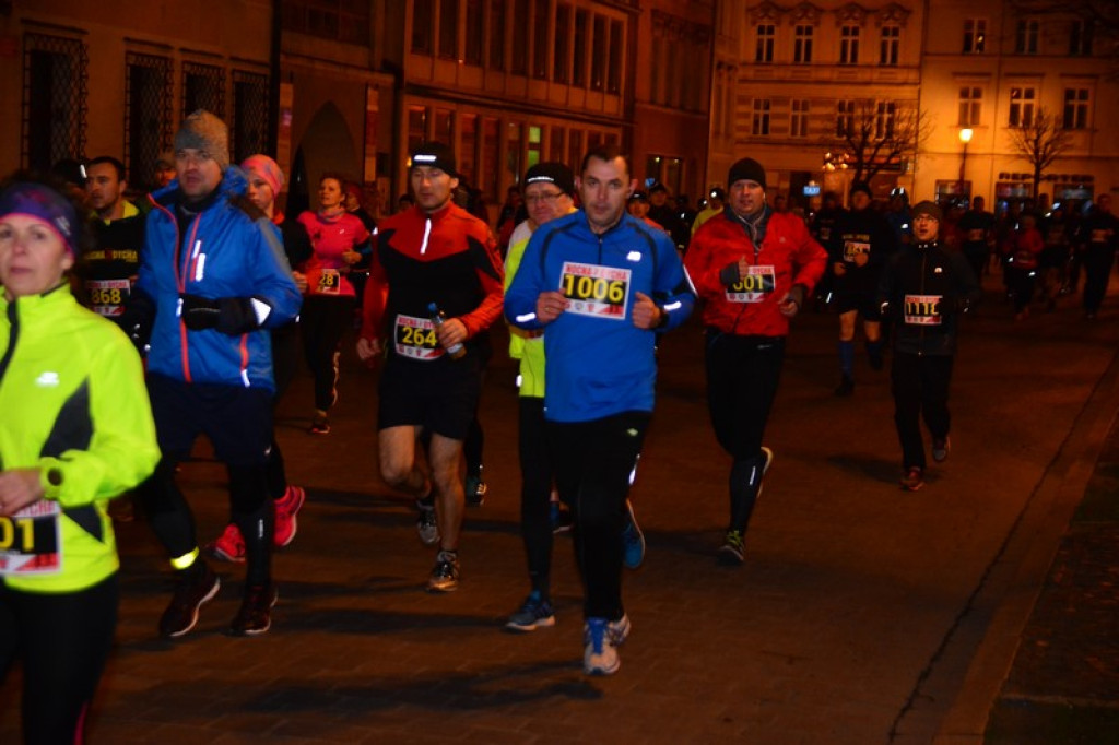 Kamil Karbowiak z Brzegu wygrał 2. Nocną Dychę!