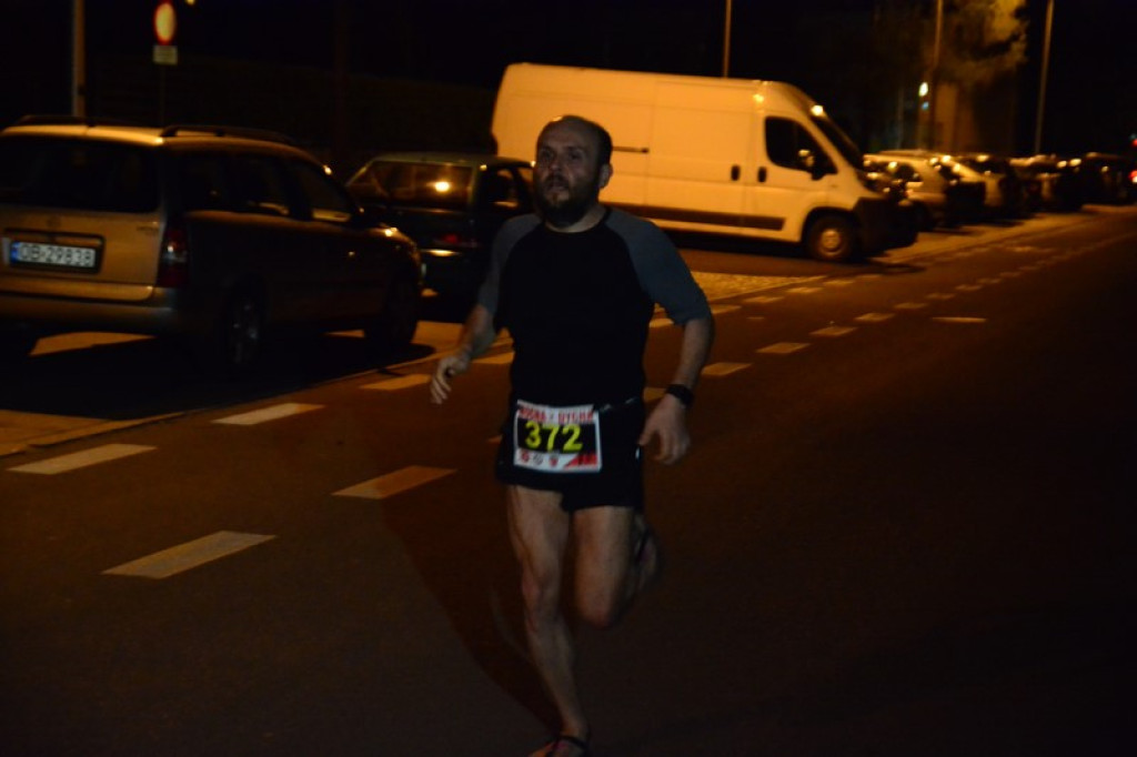 Kamil Karbowiak z Brzegu wygrał 2. Nocną Dychę!