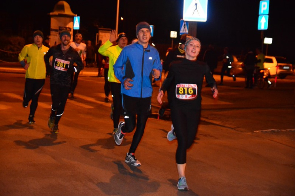 Kamil Karbowiak z Brzegu wygrał 2. Nocną Dychę!