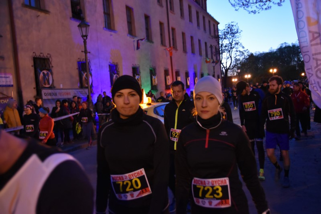 Kamil Karbowiak z Brzegu wygrał 2. Nocną Dychę!