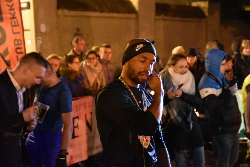 Kamil Karbowiak z Brzegu wygrał 2. Nocną Dychę!