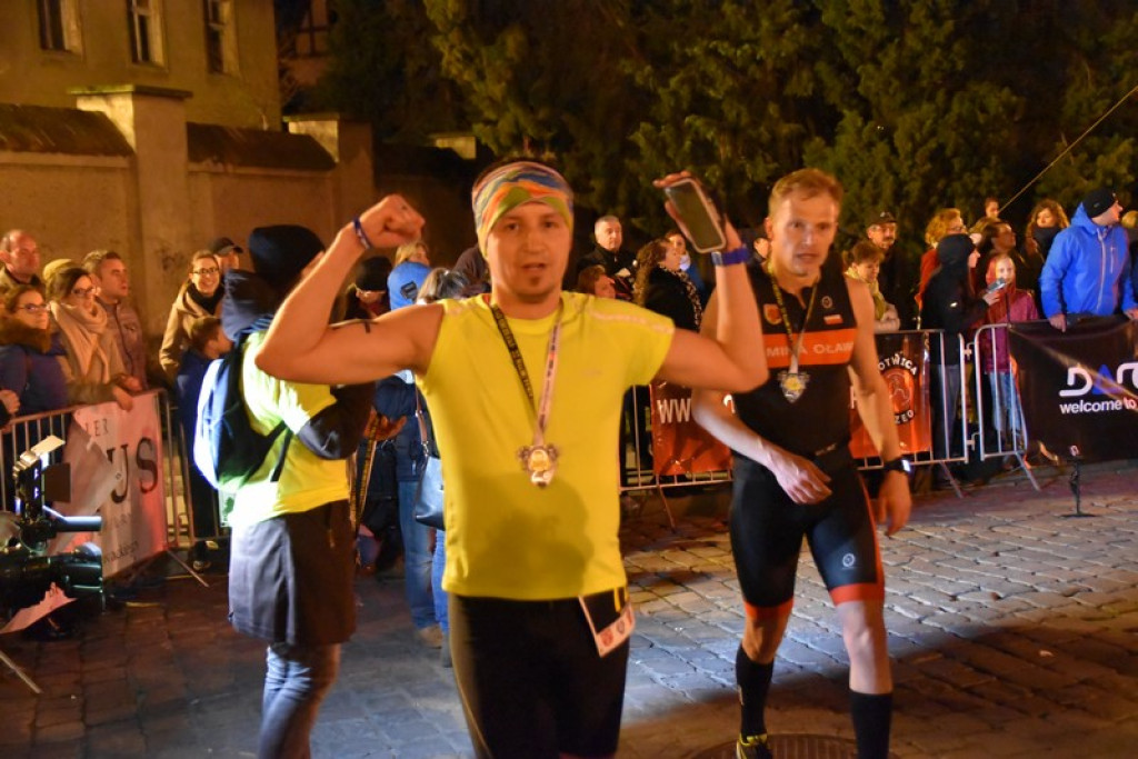 Kamil Karbowiak z Brzegu wygrał 2. Nocną Dychę!