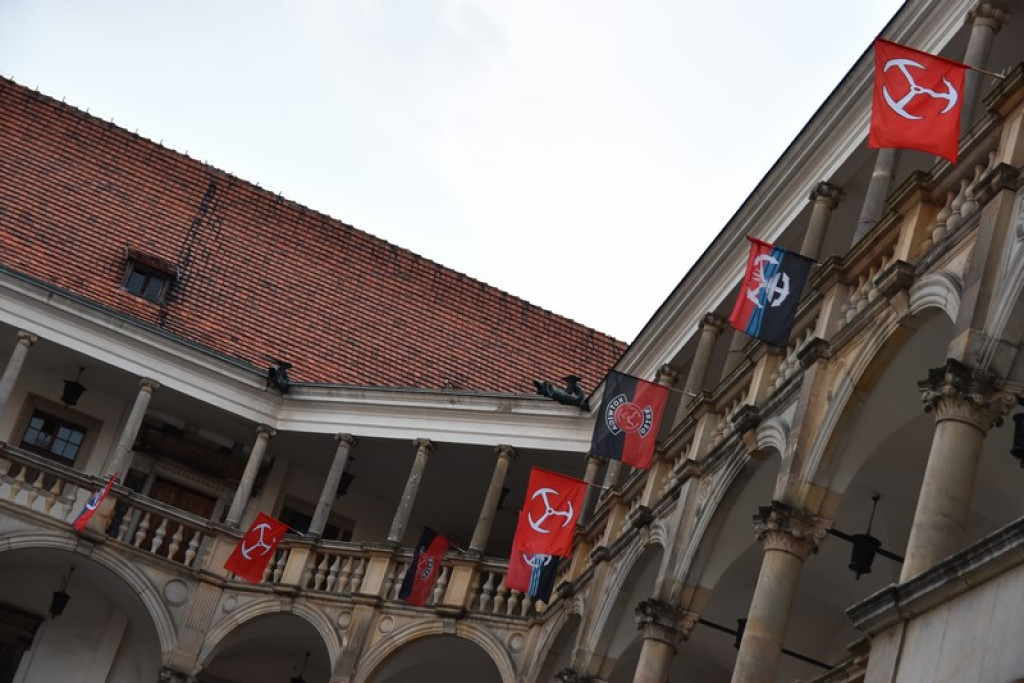 Kamil Karbowiak z Brzegu wygrał 2. Nocną Dychę!