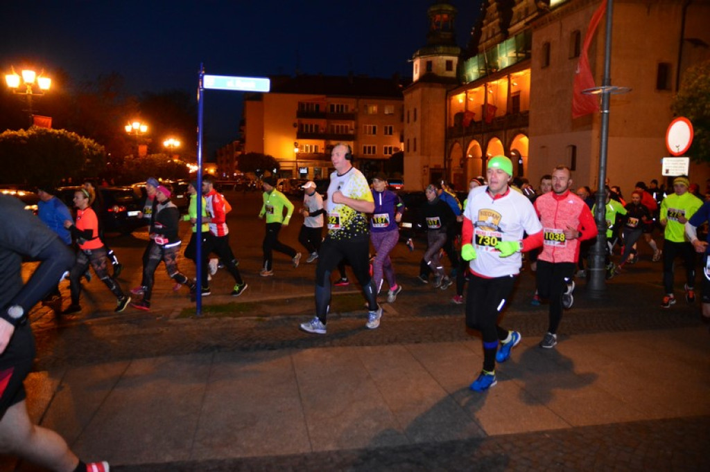 Kamil Karbowiak z Brzegu wygrał 2. Nocną Dychę!