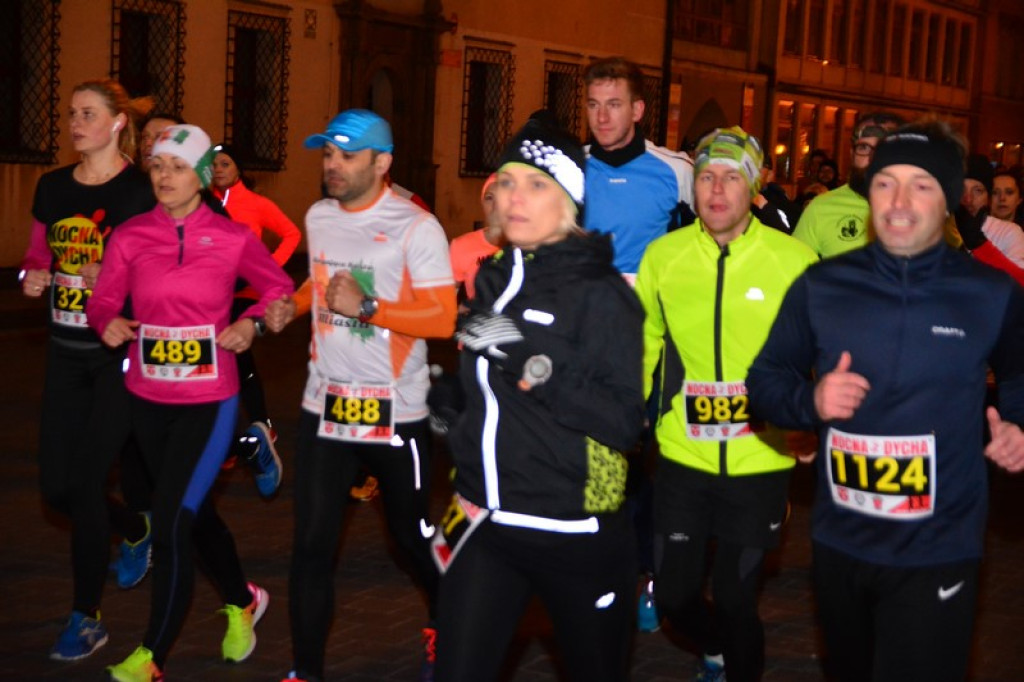 Kamil Karbowiak z Brzegu wygrał 2. Nocną Dychę!