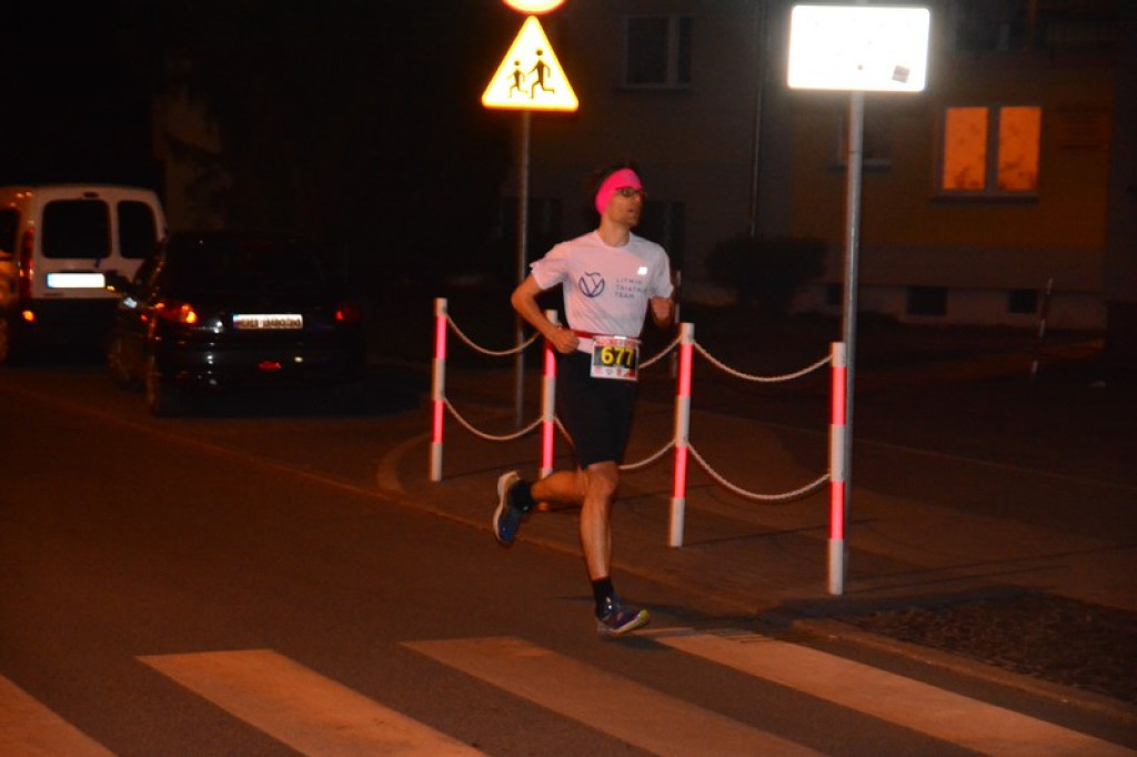 Kamil Karbowiak z Brzegu wygrał 2. Nocną Dychę!