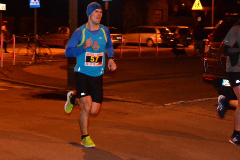 Kamil Karbowiak z Brzegu wygrał 2. Nocną Dychę!