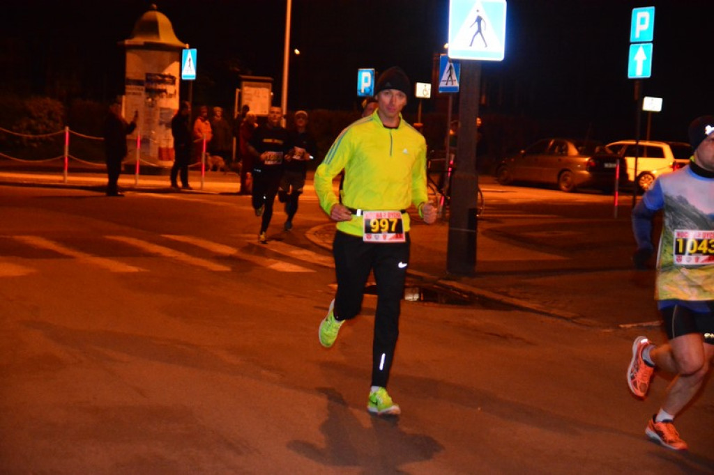 Kamil Karbowiak z Brzegu wygrał 2. Nocną Dychę!