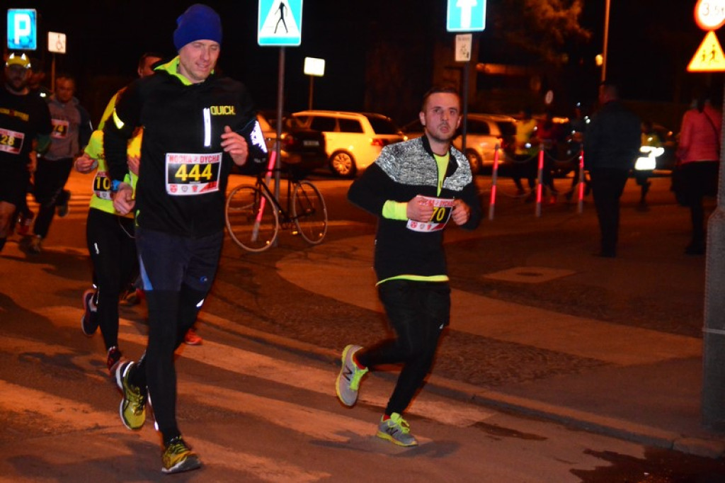 Kamil Karbowiak z Brzegu wygrał 2. Nocną Dychę!