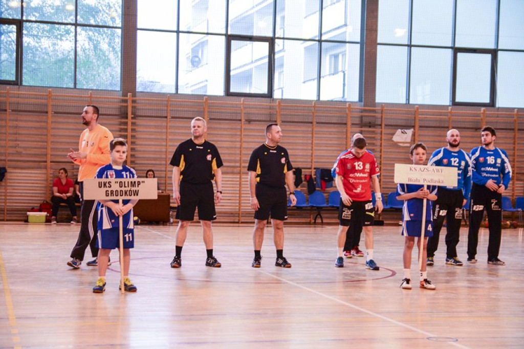 Akademicy ponownie lepsi od Olimpu