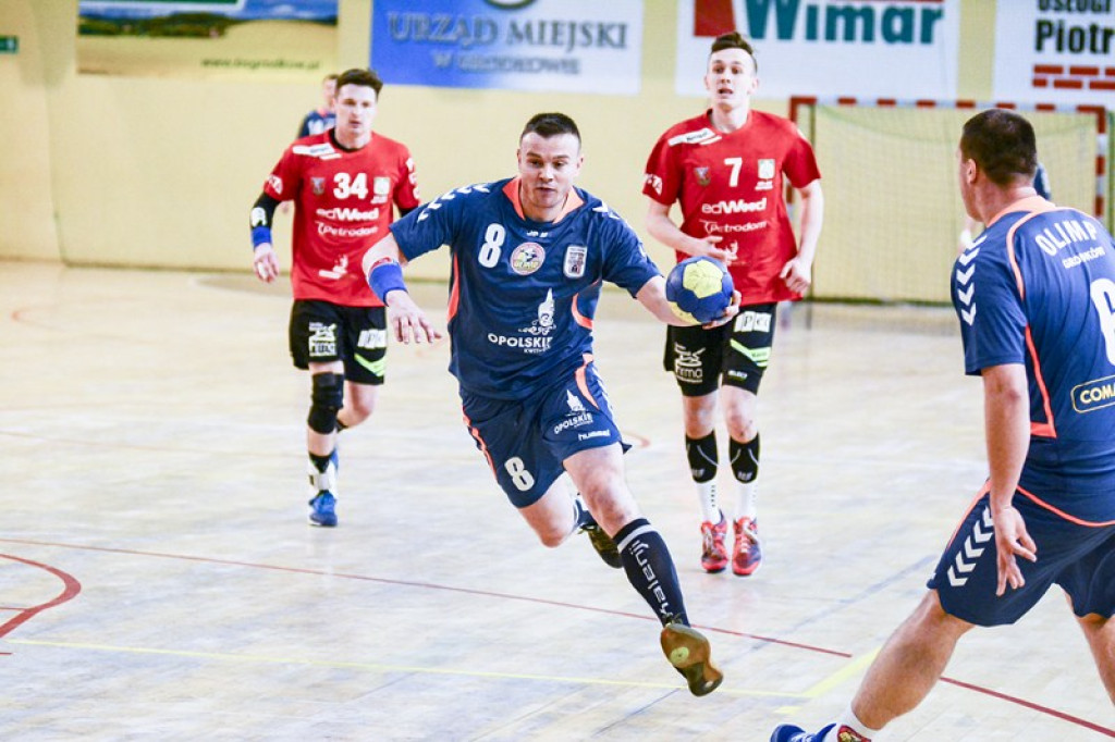 Akademicy ponownie lepsi od Olimpu