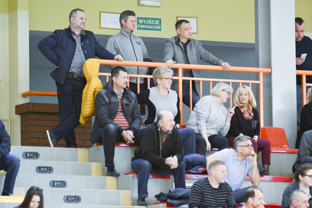 Akademicy ponownie lepsi od Olimpu