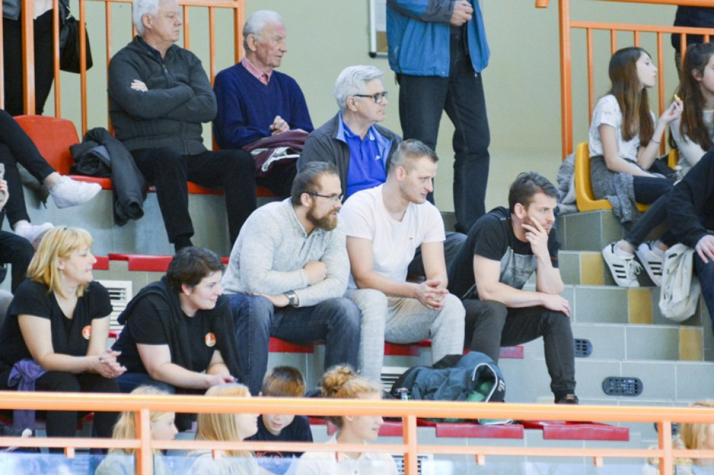 Akademicy ponownie lepsi od Olimpu