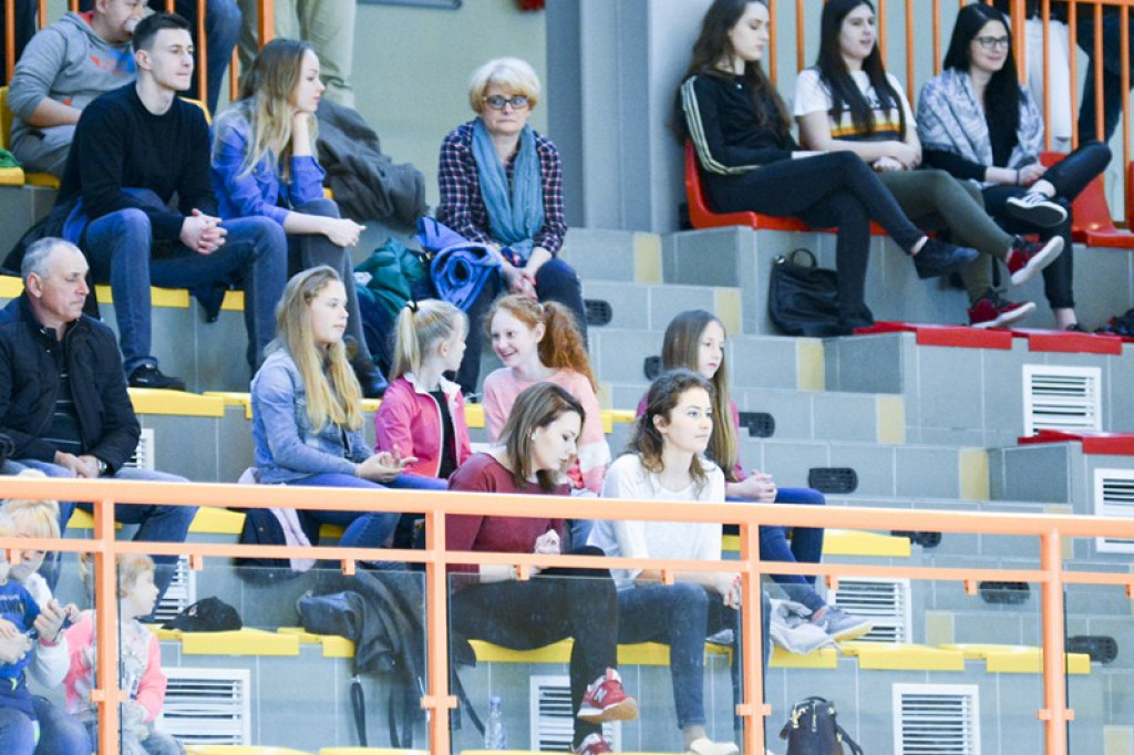 Akademicy ponownie lepsi od Olimpu