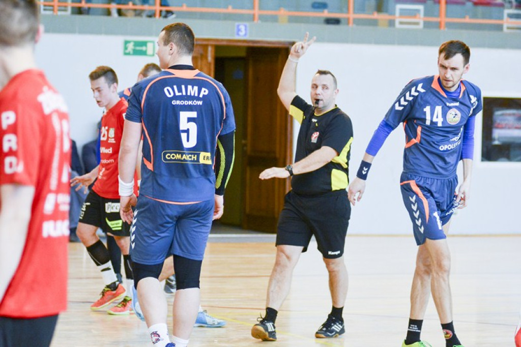 Akademicy ponownie lepsi od Olimpu