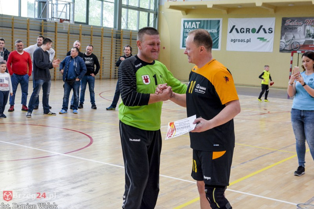 Stal Zawadzkie ponownie zwycięża w turnieju o Puchar Grodkowa