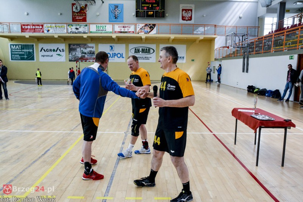 Stal Zawadzkie ponownie zwycięża w turnieju o Puchar Grodkowa