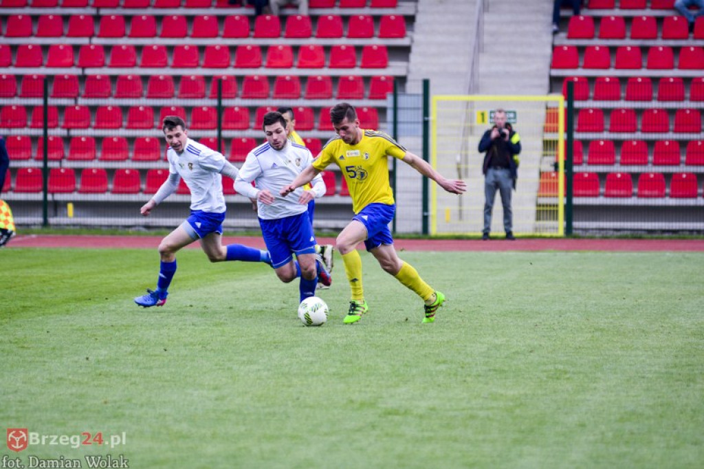 Remis Stali z Górnikiem Wałbrzych [foto]