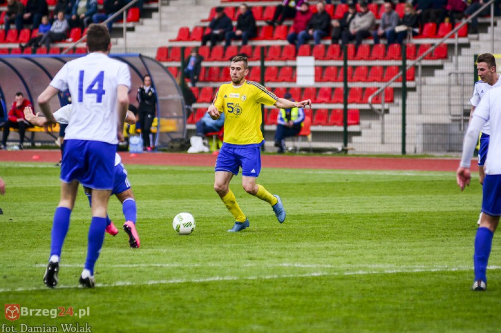 Remis Stali z Górnikiem Wałbrzych [foto]
