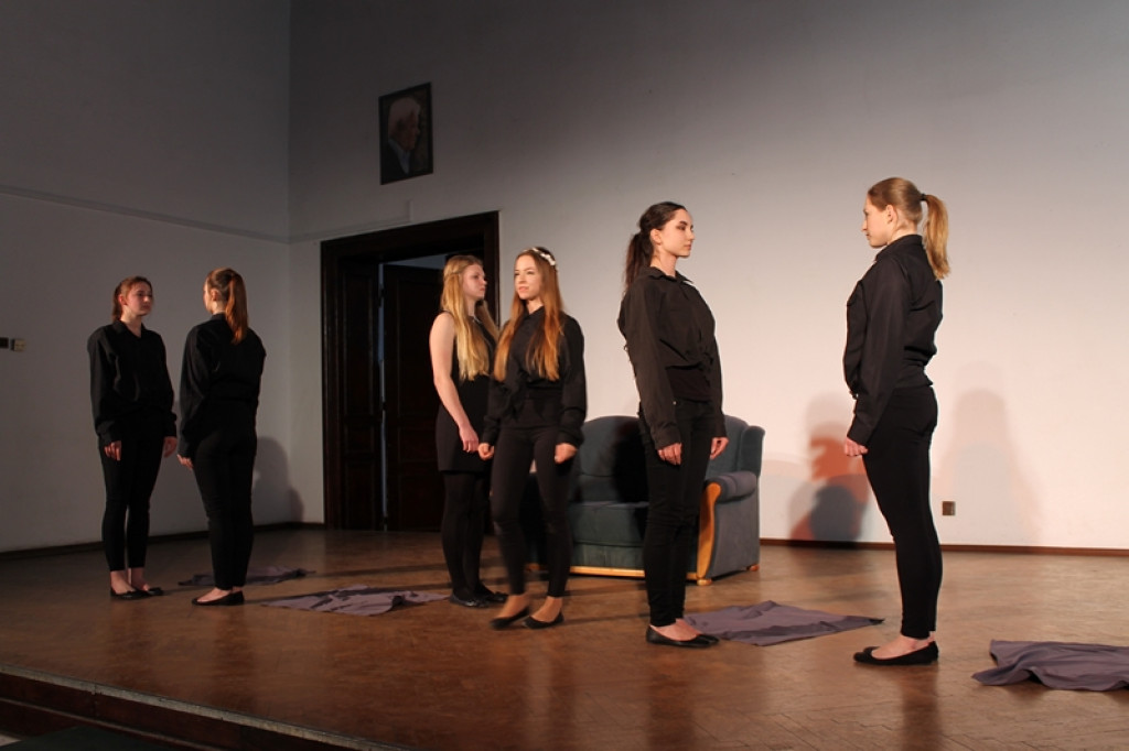 Byle (nie) było tak - spektakl grupy teatralnej 