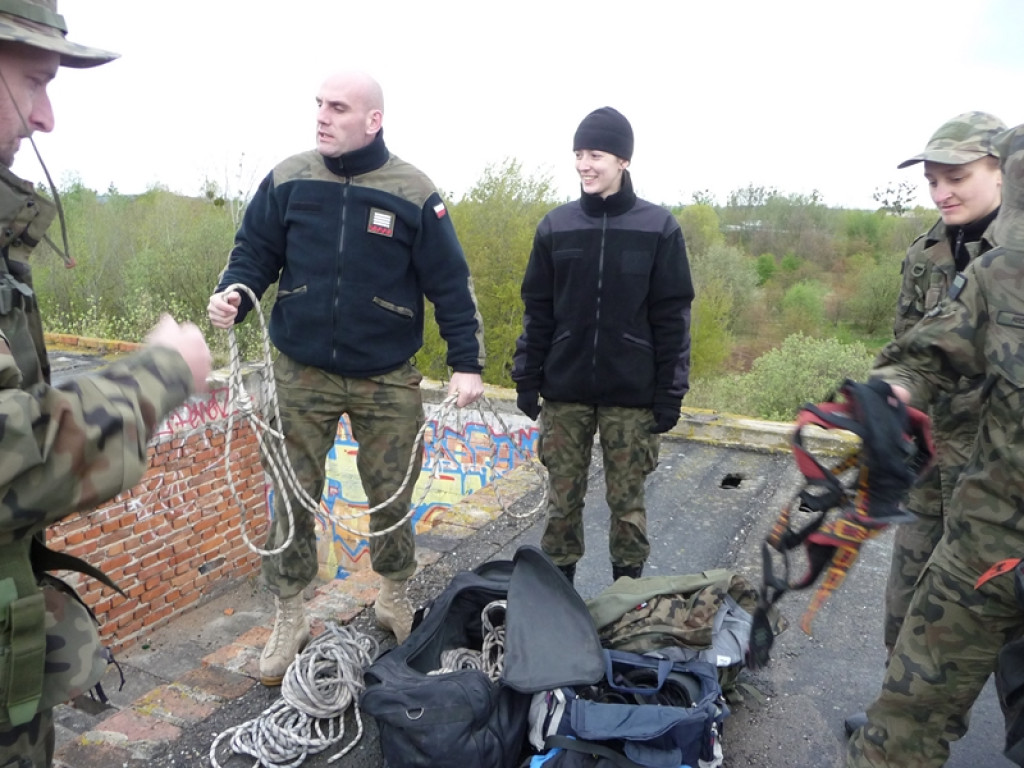 Doskonalenie umiejętności przez młodych strzelców Związku Strzeleckiego OSW 