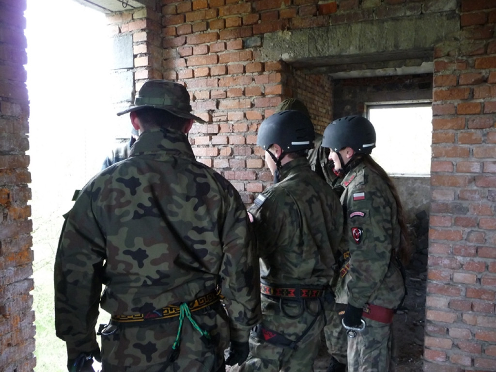 Doskonalenie umiejętności przez młodych strzelców Związku Strzeleckiego OSW 