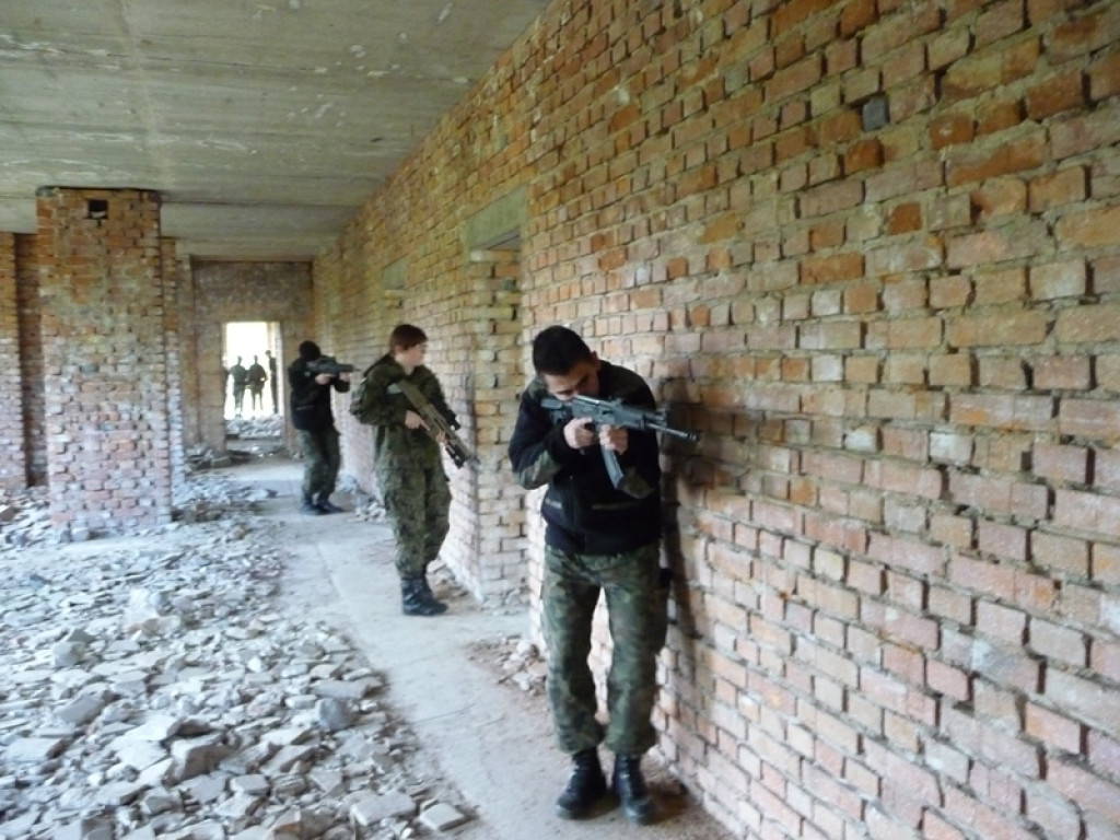 Doskonalenie umiejętności przez młodych strzelców Związku Strzeleckiego OSW 