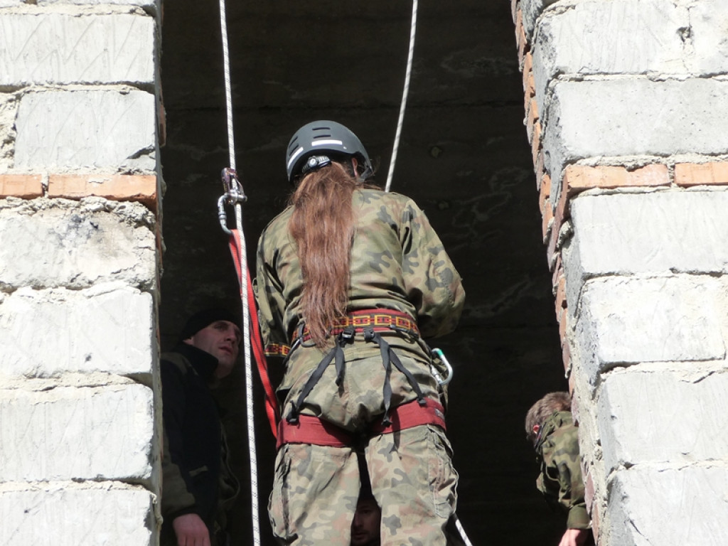Doskonalenie umiejętności przez młodych strzelców Związku Strzeleckiego OSW 