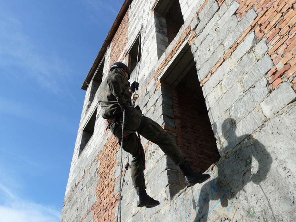 Doskonalenie umiejętności przez młodych strzelców Związku Strzeleckiego OSW 