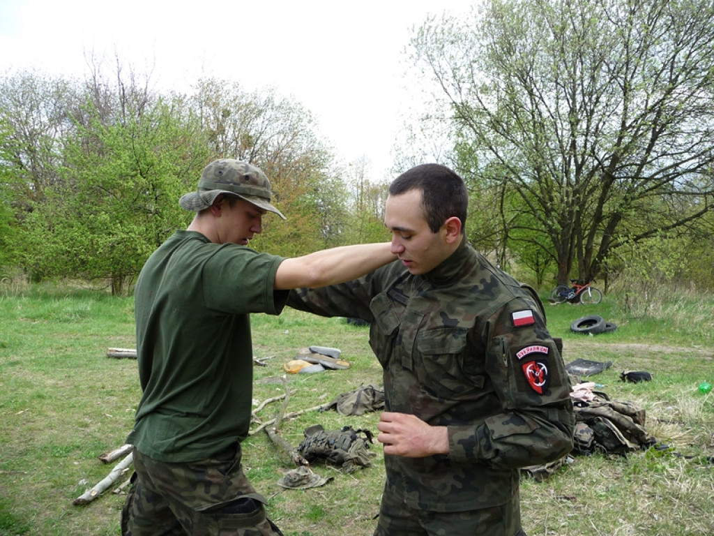 Doskonalenie umiejętności przez młodych strzelców Związku Strzeleckiego OSW 