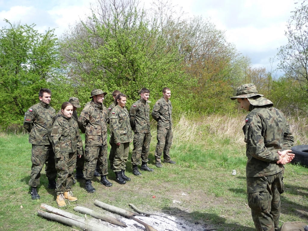 Doskonalenie umiejętności przez młodych strzelców Związku Strzeleckiego OSW 
