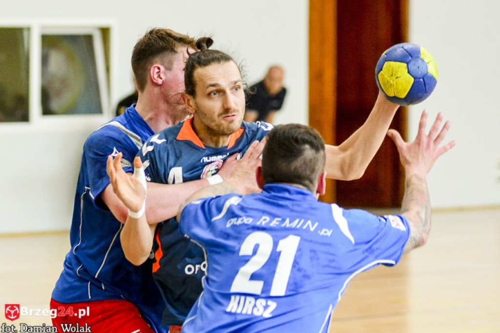 Olimp przegrał z MTS Chrzanów