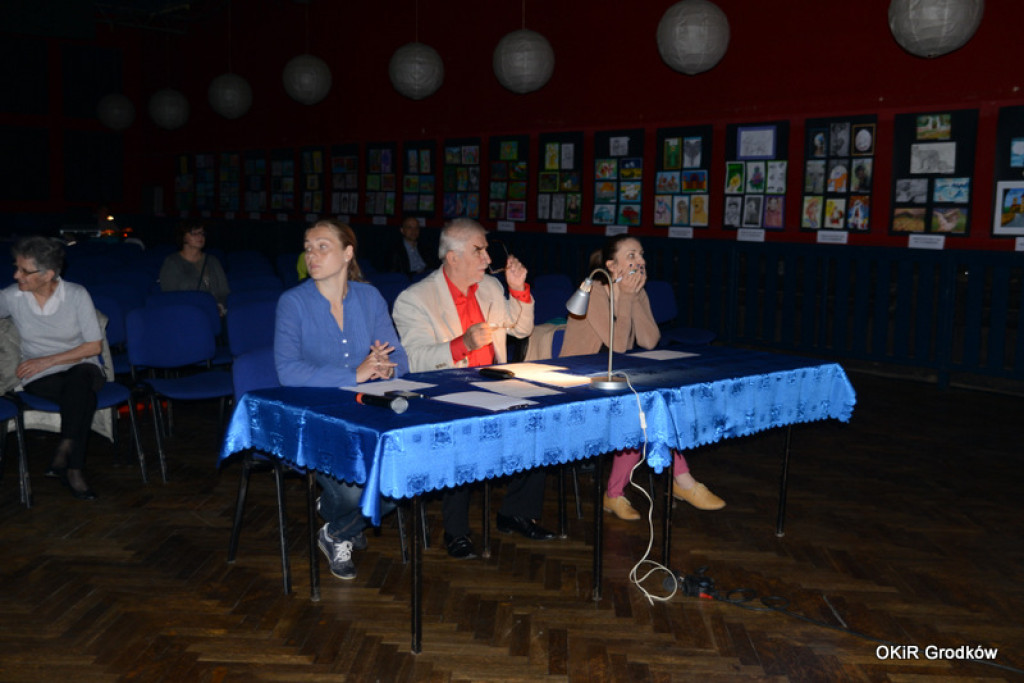 Powiatowy Festiwal Twórczości Artystycznej szkół w Grodkowie [fotorelacja]