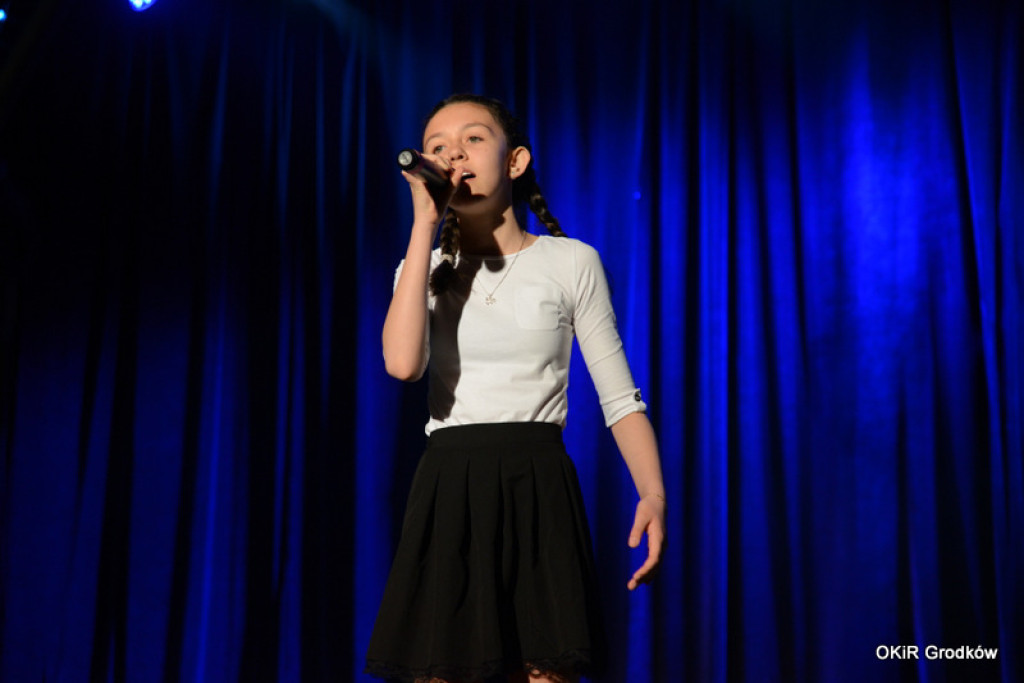 Powiatowy Festiwal Twórczości Artystycznej szkół w Grodkowie [fotorelacja]