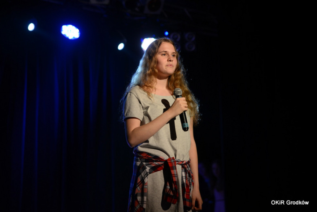 Powiatowy Festiwal Twórczości Artystycznej szkół w Grodkowie [fotorelacja]