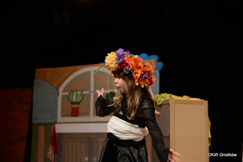 Powiatowy Festiwal Twórczości Artystycznej szkół w Grodkowie [fotorelacja]