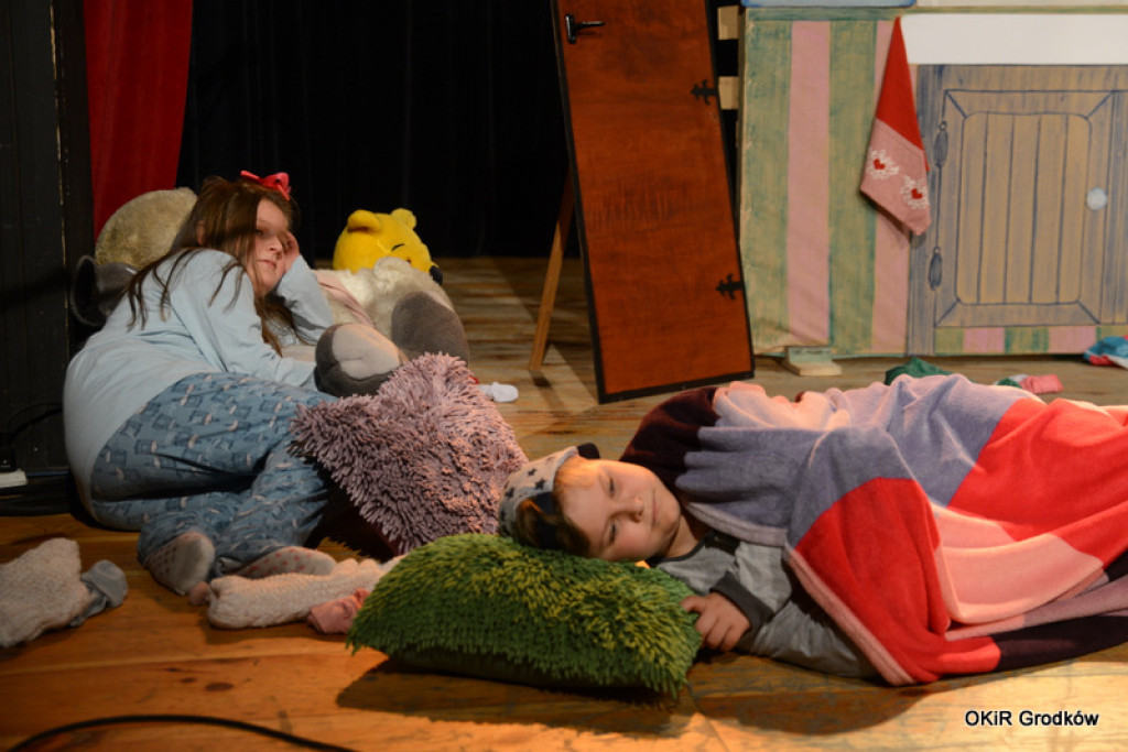 Powiatowy Festiwal Twórczości Artystycznej szkół w Grodkowie [fotorelacja]