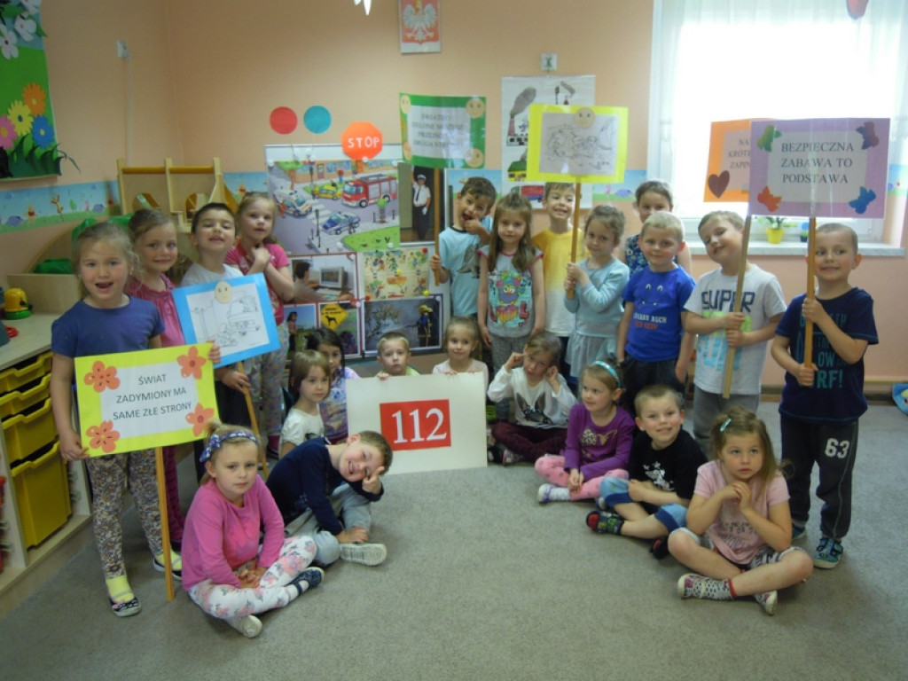 W PRZEDSZKOLU PUBLICZNYM NR 3 W BRZEGU OBCHODZONO OGÓLNOPOLSKIE DNI BEZPIECZNYCH PRZEDSZKOLI