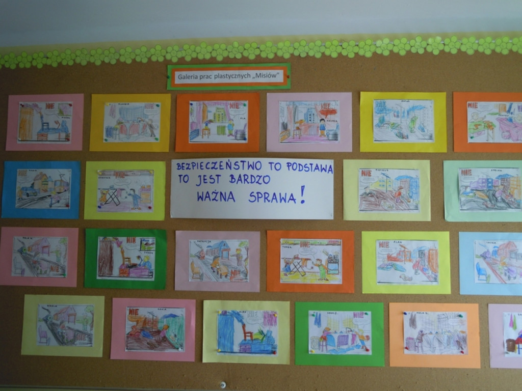 W PRZEDSZKOLU PUBLICZNYM NR 3 W BRZEGU OBCHODZONO OGÓLNOPOLSKIE DNI BEZPIECZNYCH PRZEDSZKOLI