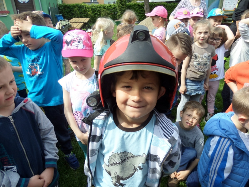 W PRZEDSZKOLU PUBLICZNYM NR 3 W BRZEGU OBCHODZONO OGÓLNOPOLSKIE DNI BEZPIECZNYCH PRZEDSZKOLI