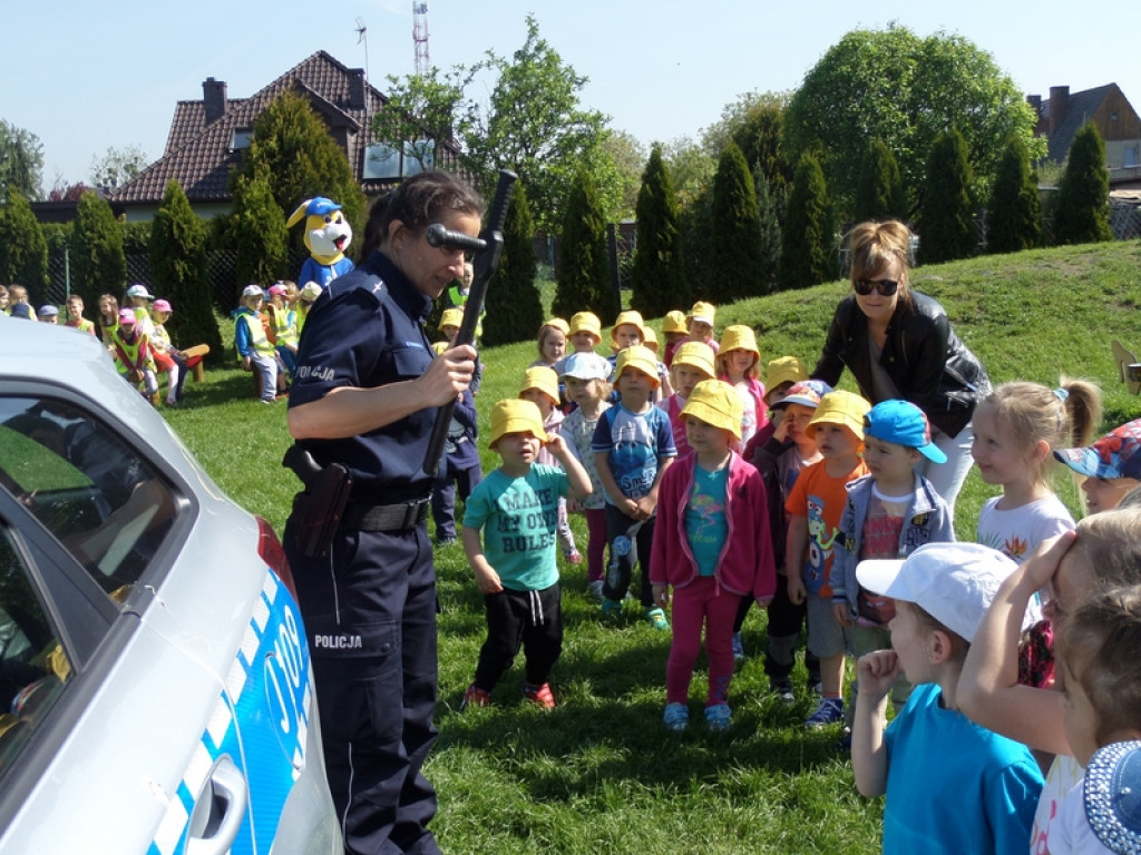 W PRZEDSZKOLU PUBLICZNYM NR 3 W BRZEGU OBCHODZONO OGÓLNOPOLSKIE DNI BEZPIECZNYCH PRZEDSZKOLI