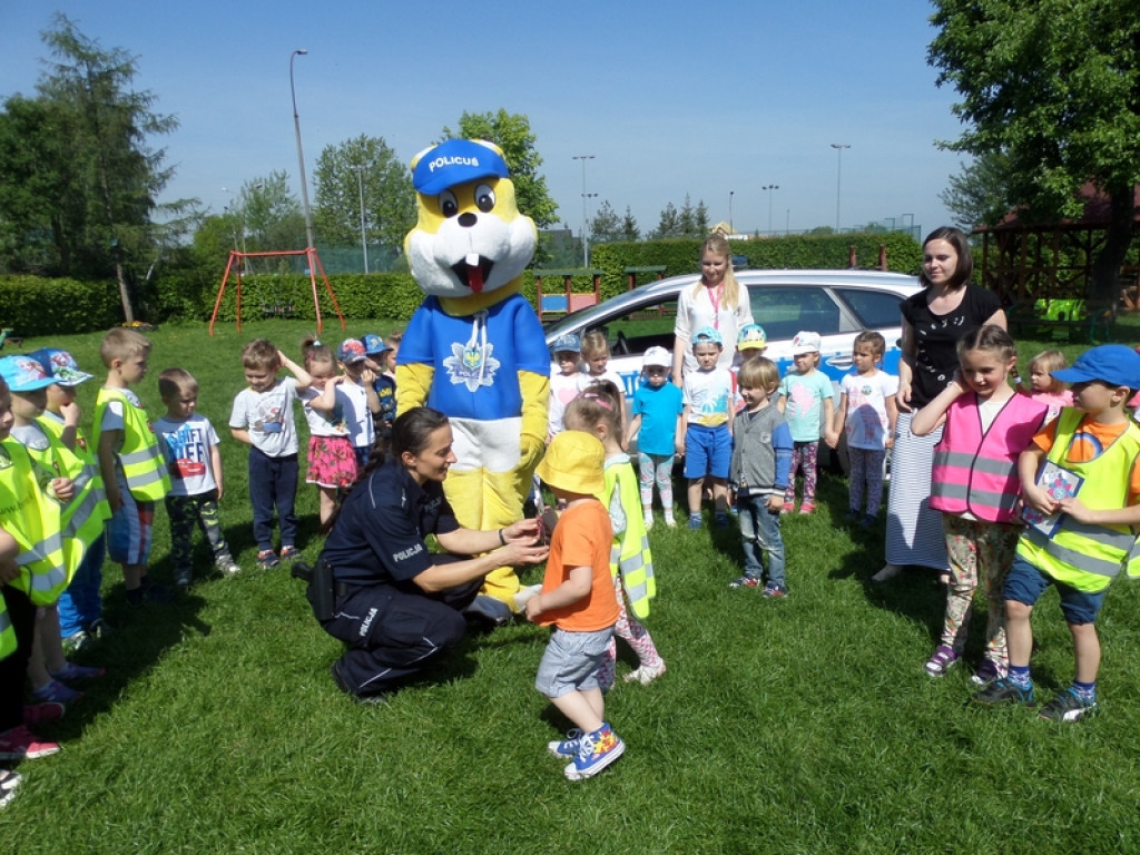 W PRZEDSZKOLU PUBLICZNYM NR 3 W BRZEGU OBCHODZONO OGÓLNOPOLSKIE DNI BEZPIECZNYCH PRZEDSZKOLI