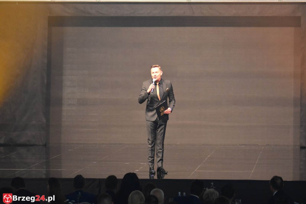 Gala Miss Opolszczyzny. Kamila Świerc nową Miss, Natalia Roczniak I Wice Miss Opolszczyzny