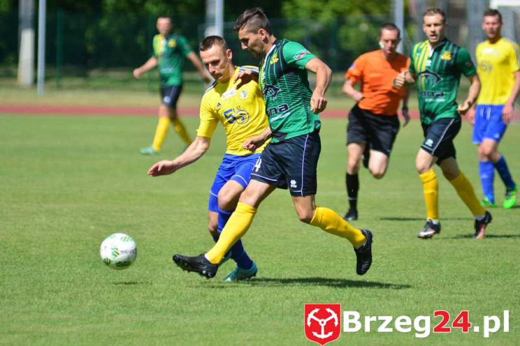 Piękne zwycięstwo. Stal wygrywa z liderem tabeli 4 do 3. [Fotorelacja]